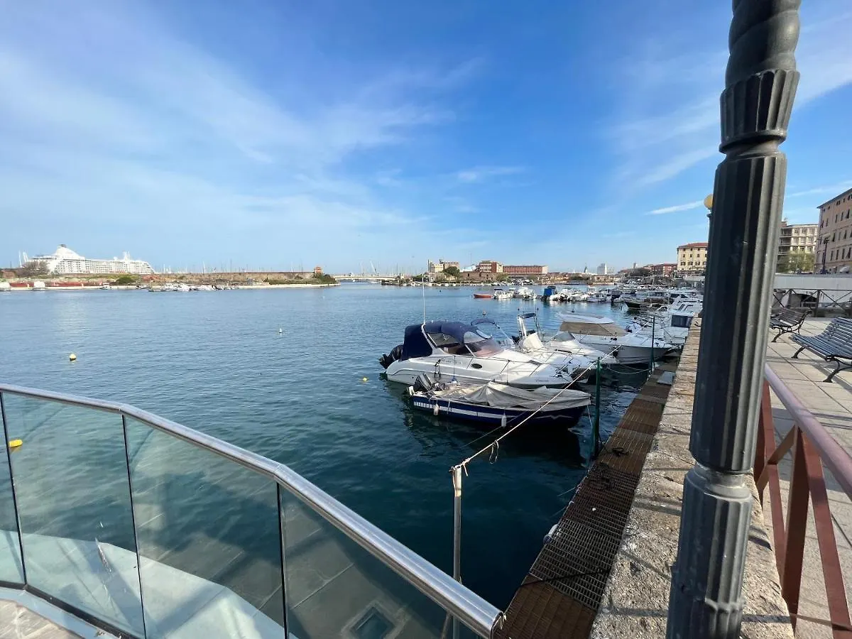 Kasia Porta Sul Mare Di Livorno Free Parking 0*,  Italy
