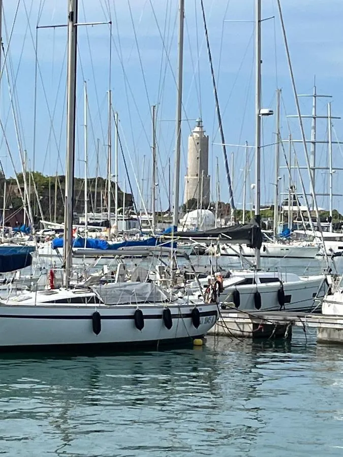 Kasia Porta Sul Mare Di Livorno Free Parking