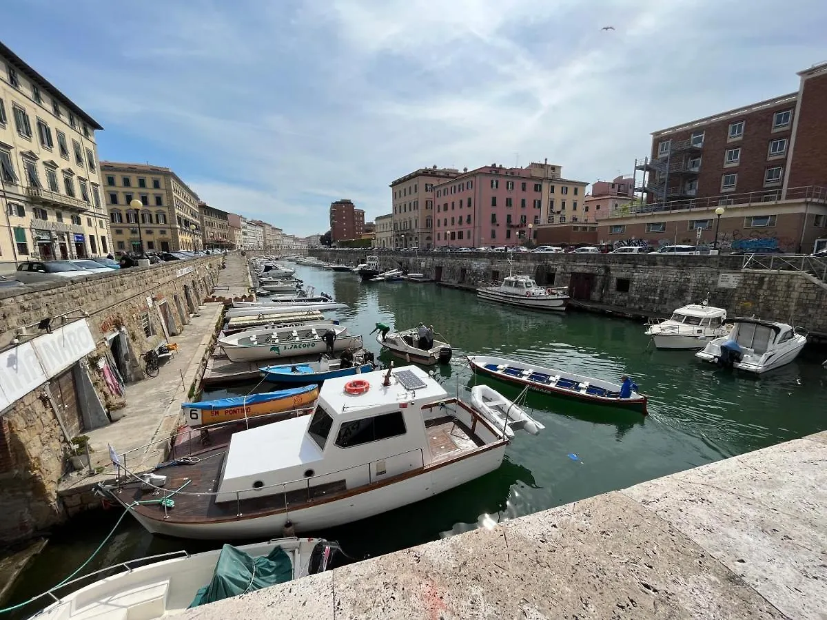 Kasia Porta Sul Mare Di Livorno Free Parking Apartment