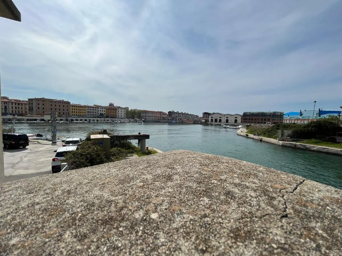 Kasia Porta Sul Mare Di Livorno Free Parking 0*,  Italien